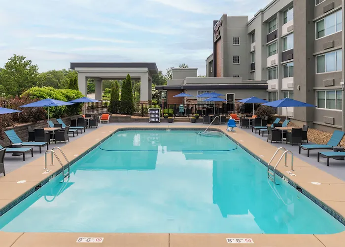 Hampton Inn Manchester Downtown